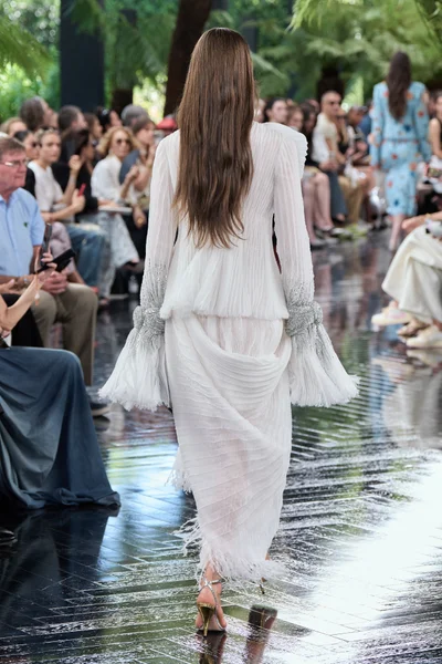Look 58